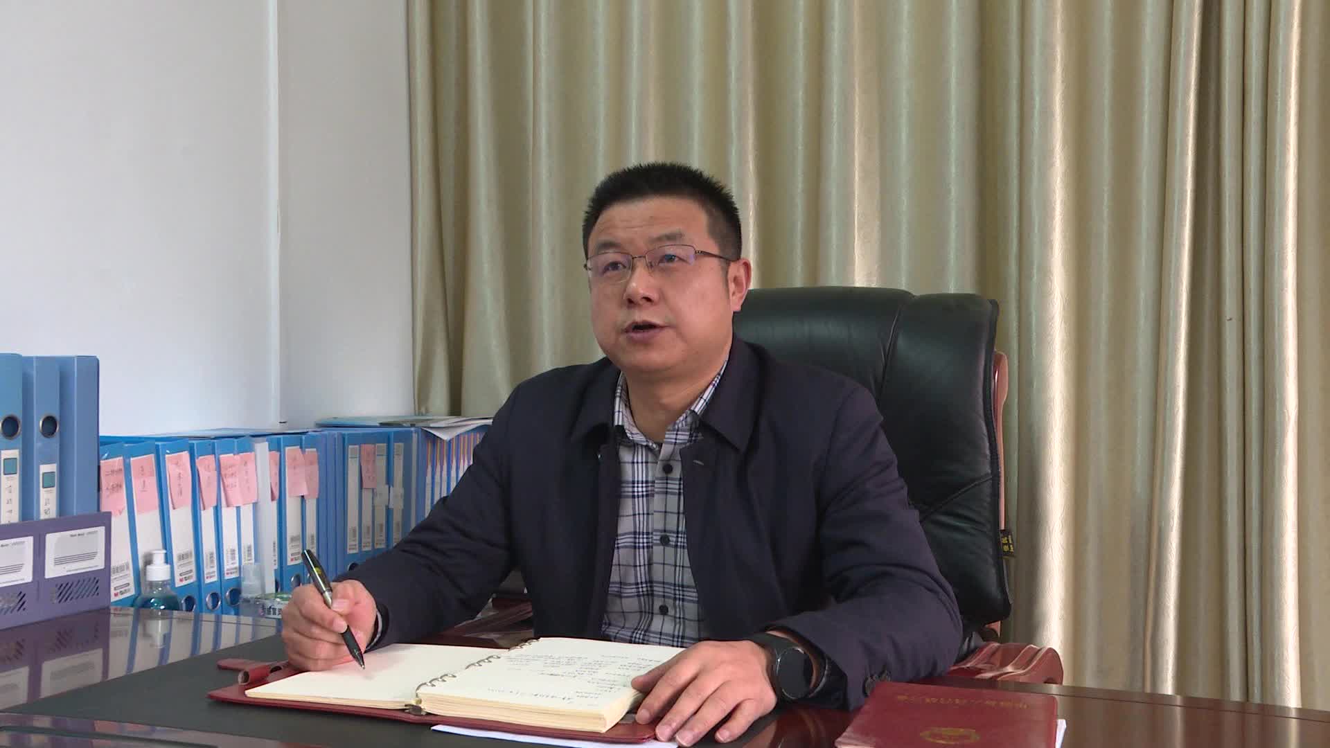 【人大代表风采】张哲君:用实干兑现为民谋福