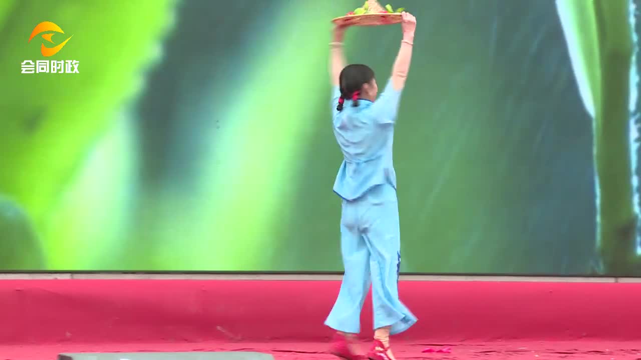 茶山情歌老年大学歌舞班